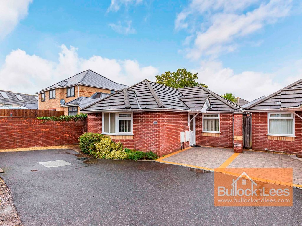2 bed bungalow for sale in Columbia Road, Bournemouth BH10, £324,950