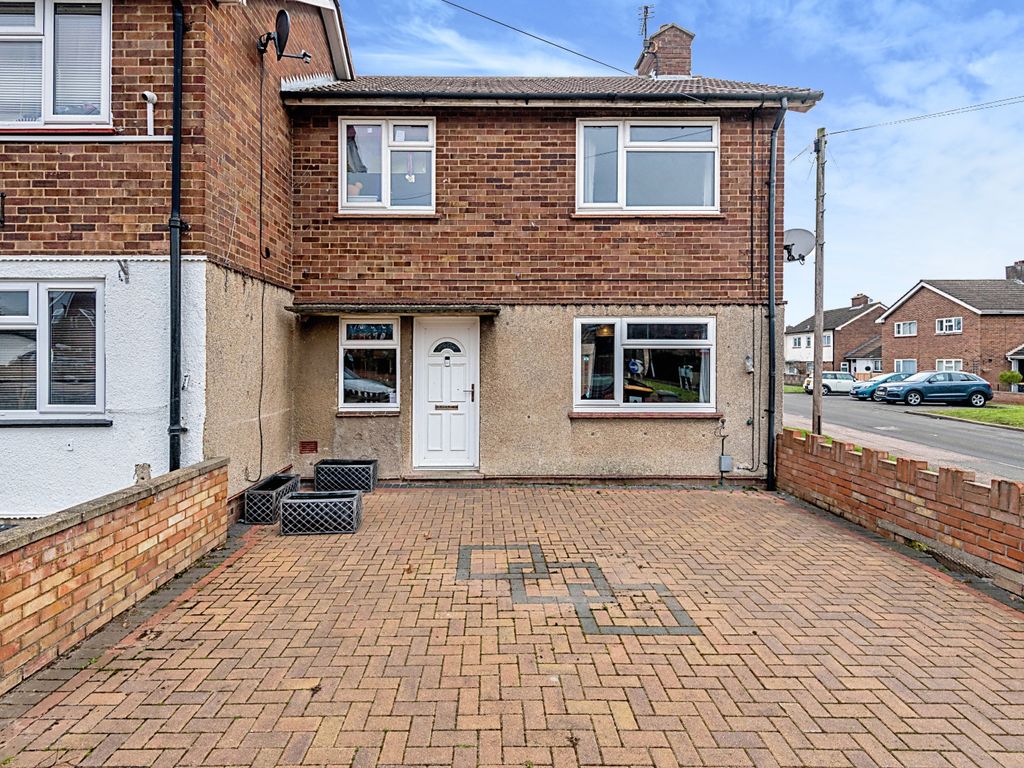 3 bed end terrace house for sale in Church Lane, Bedford, Bedfordshire MK41 Zoopla
