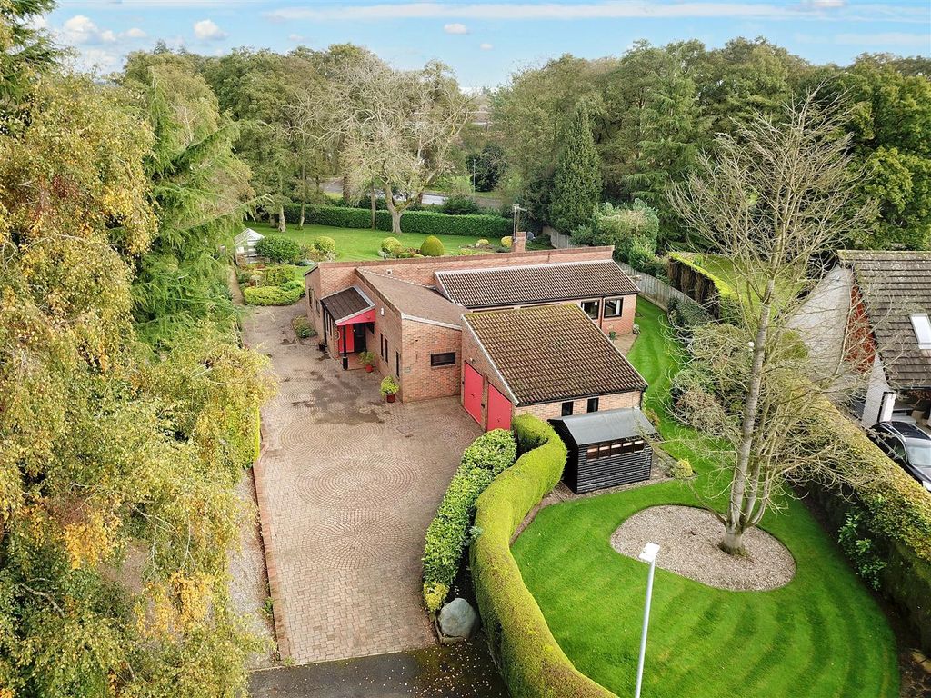 3 bed detached bungalow for sale in Highlows Lane, Yarnfield, Stone