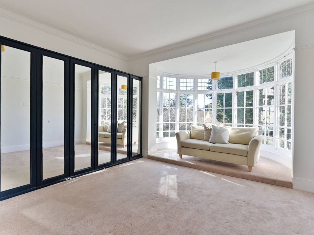 5 bed flat for sale in Wimbledon Park Side, Wimbledon Common, London
