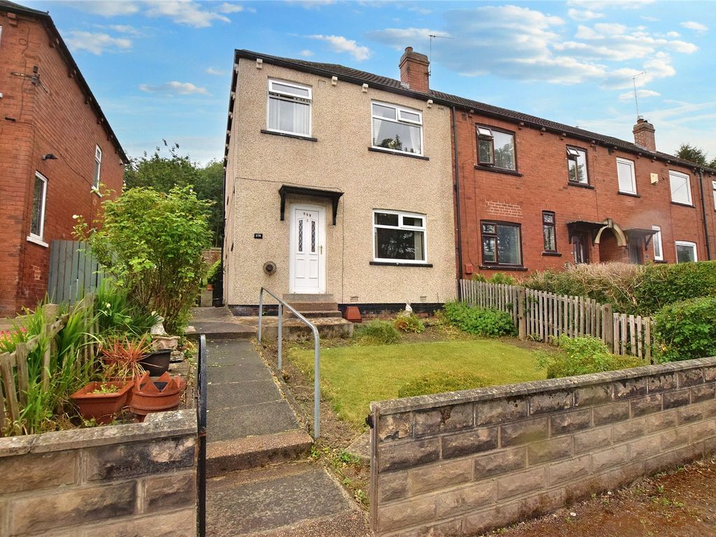 3 bed semidetached house for sale in Ring Road, Farnley, Leeds, West