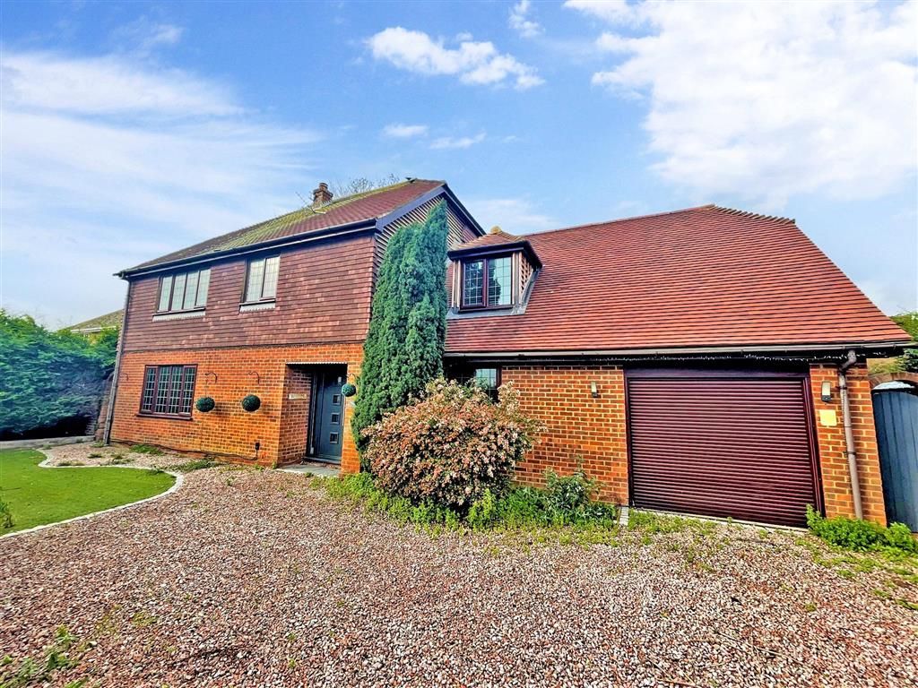 5 bed detached house for sale in Park Street, Lydd, Romney Marsh, Kent