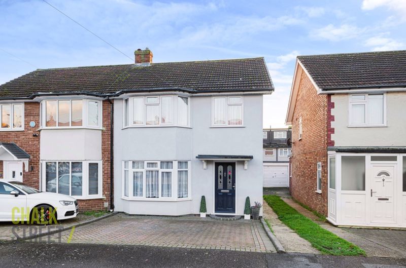 3 bed semidetached house for sale in Denholme Walk, Rainham RM13, £