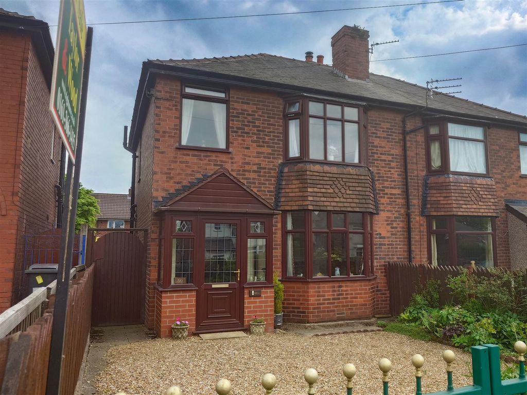3 bed semidetached house for sale in Talbot Road, Hyde SK14, £215,000