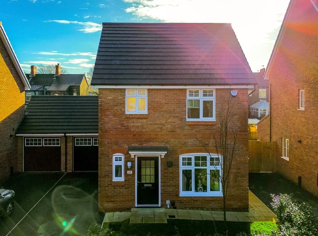 3 bed detached house for sale in Grassendale, St Helens WA9, £270,000