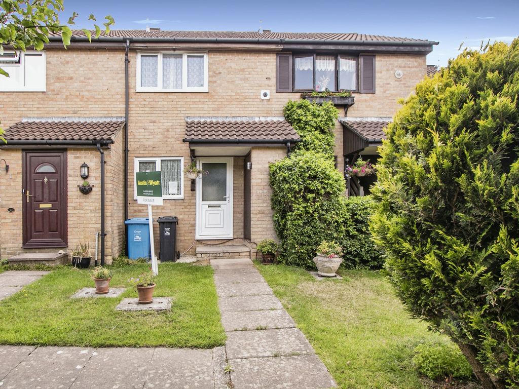 2 bed terraced house for sale in Marquis Way, Bearwood, Bournemouth
