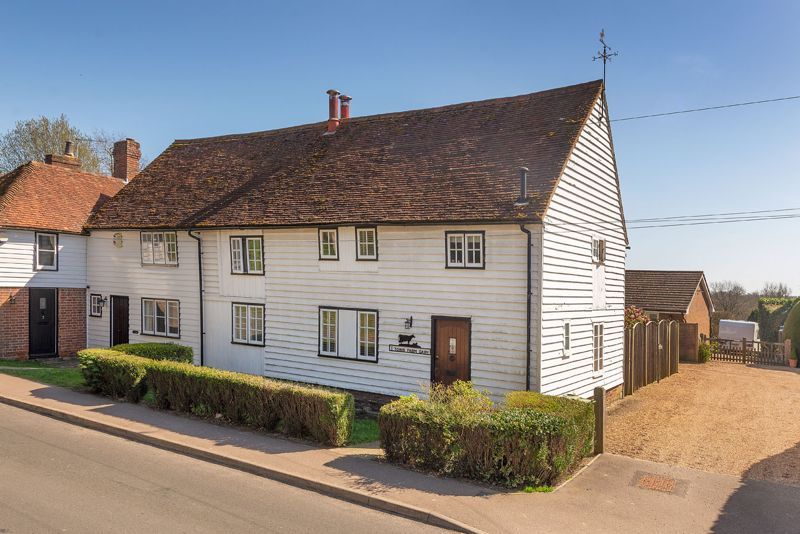 3 bed semidetached house for sale in Brenchley Road, Brenchley