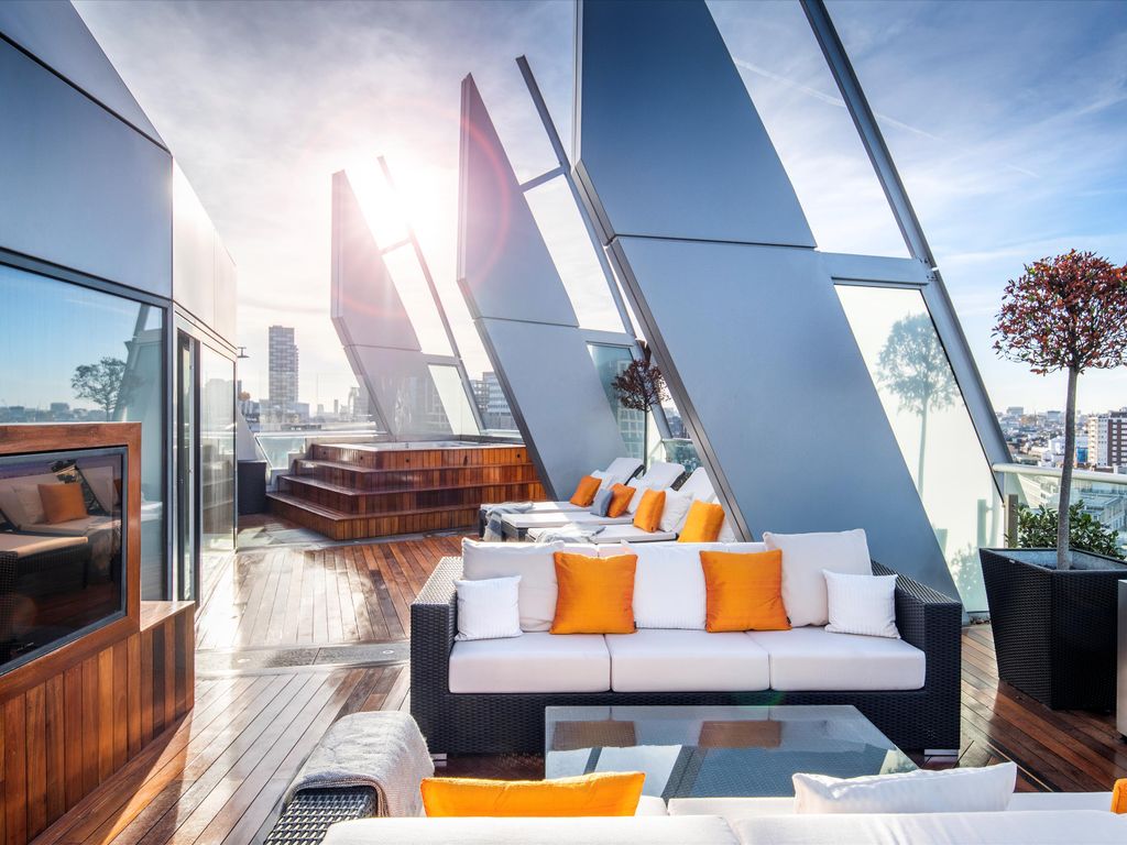 Bezier Apartments, 91 City Road, City, London EC1Y