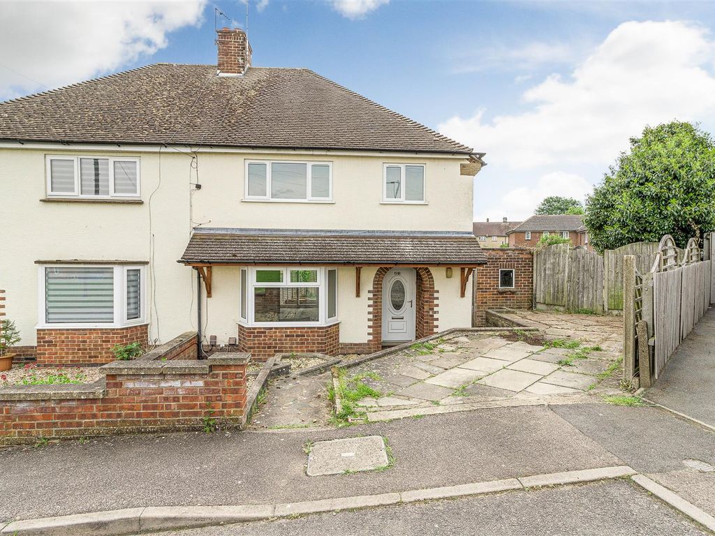 3 bed semidetached house for sale in Princess Way, Wellingborough NN8