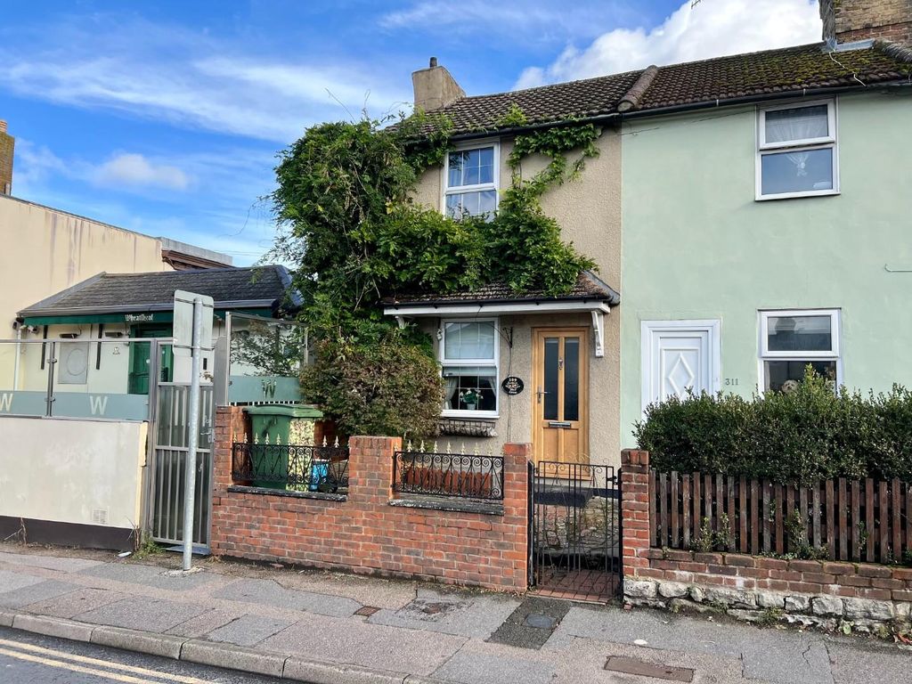 2 bed end terrace house for sale in Loose Road, Loose, Maidstone ME15