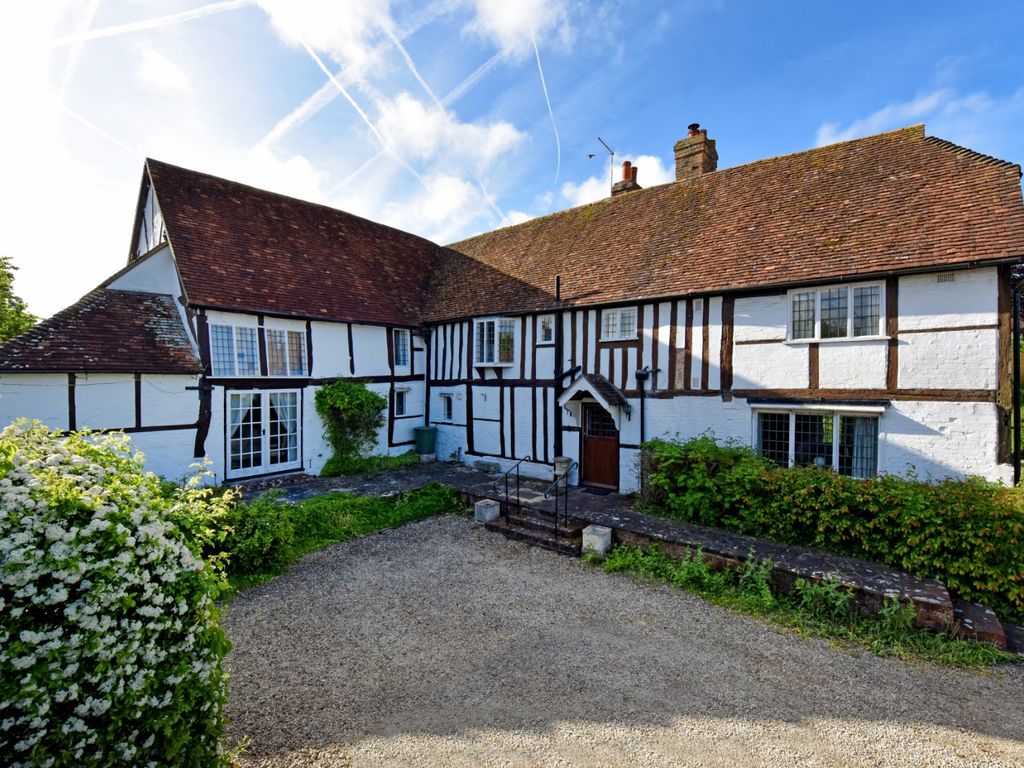 5 bed detached house for sale in London Road, Blewbury, Didcot