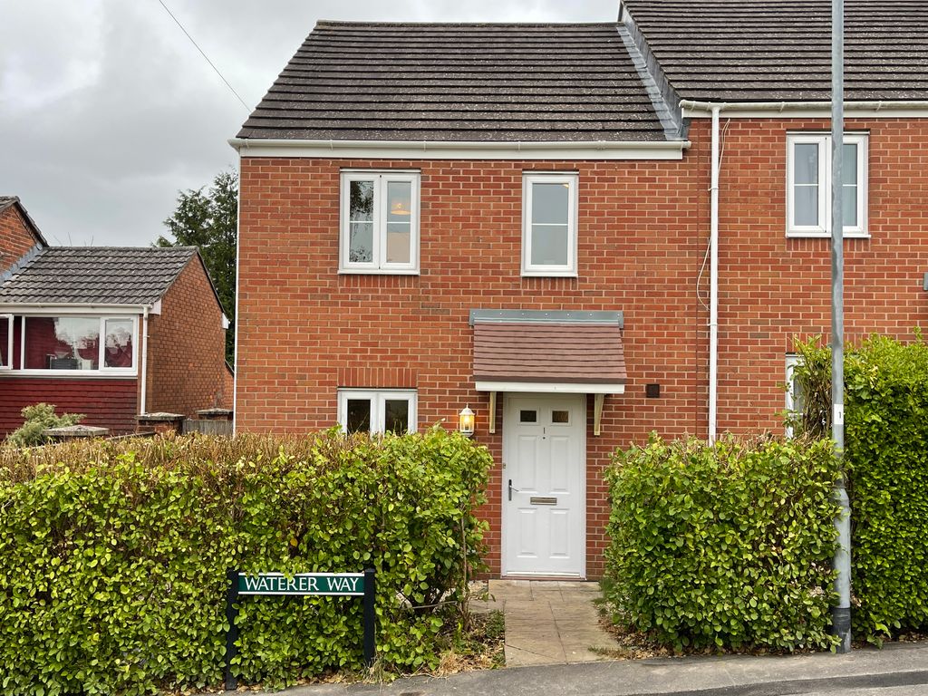 3 bed semidetached house for sale in Waterer Way, Shepton Mallet BA4