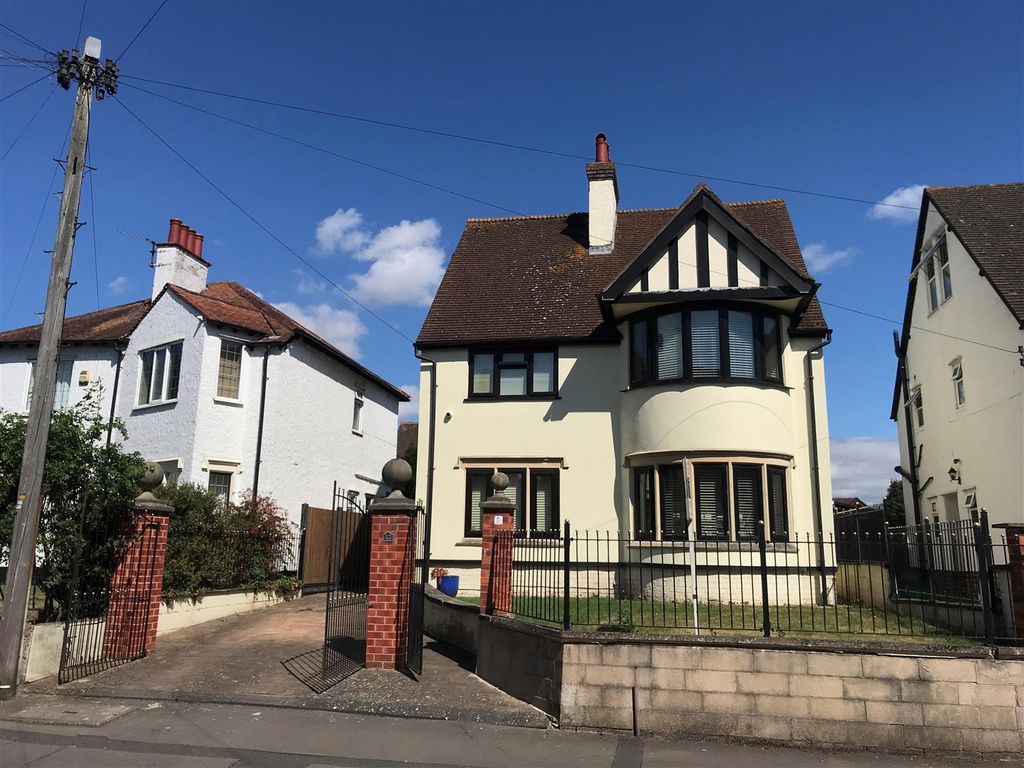 4 bed detached house for sale in Sandhurst Road, Gloucester GL1 Zoopla