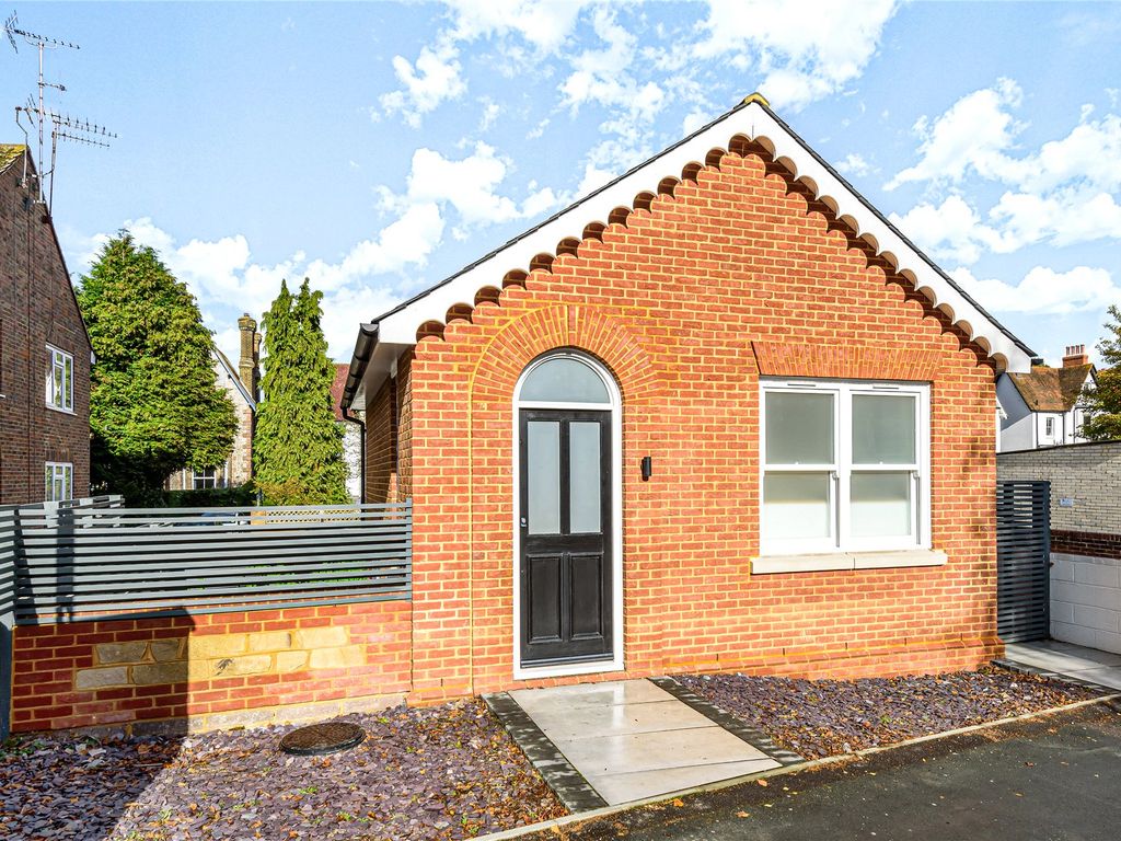 2 bed detached house for sale in Guildford, Surrey GU1 Zoopla