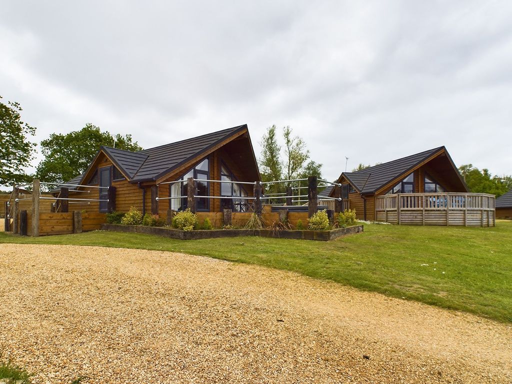 2 bed lodge for sale in Holme Road, Stow Bridge, King's Lynn PE34 Zoopla