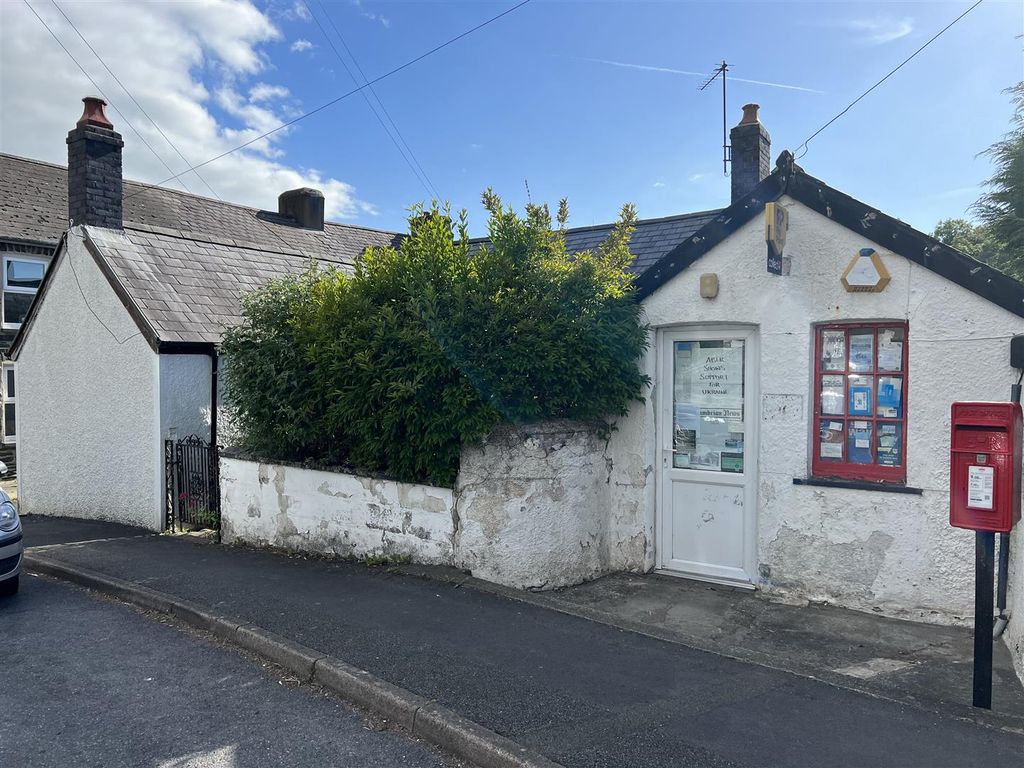2 bed cottage for sale in Maes Isfryn, Llanfarian, Aberystwyth SY23