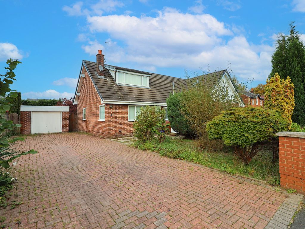 4 bed detached house for sale in Kennington Road, Preston PR2, £500,000