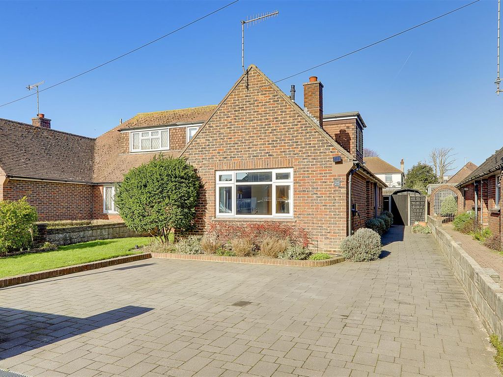 4 bed property for sale in Halsbury Road, Broadwater, Worthing BN11