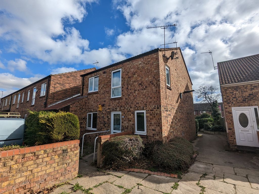 1 bed flat to rent in Booth Croft, Waterthorpe, Sheffield S20 Zoopla