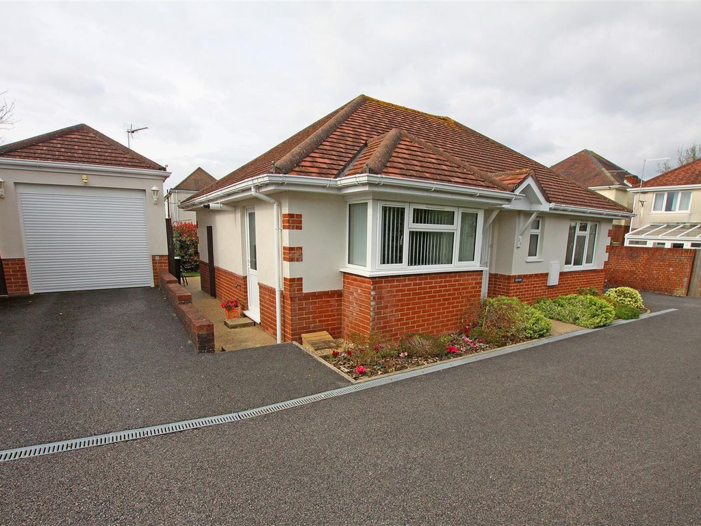 2 bed detached bungalow for sale in Linden Road, Winton, Bournemouth