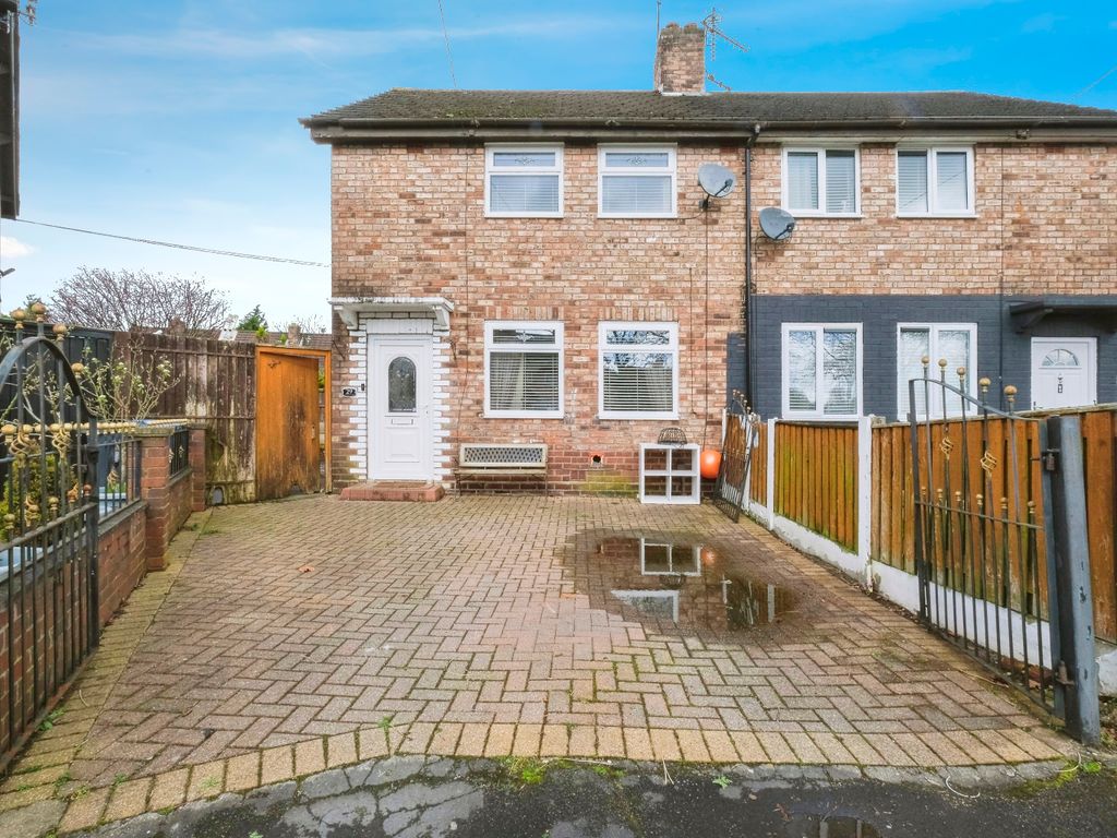 3 bed semidetached house for sale in Lathum Close, Prescot L35, £