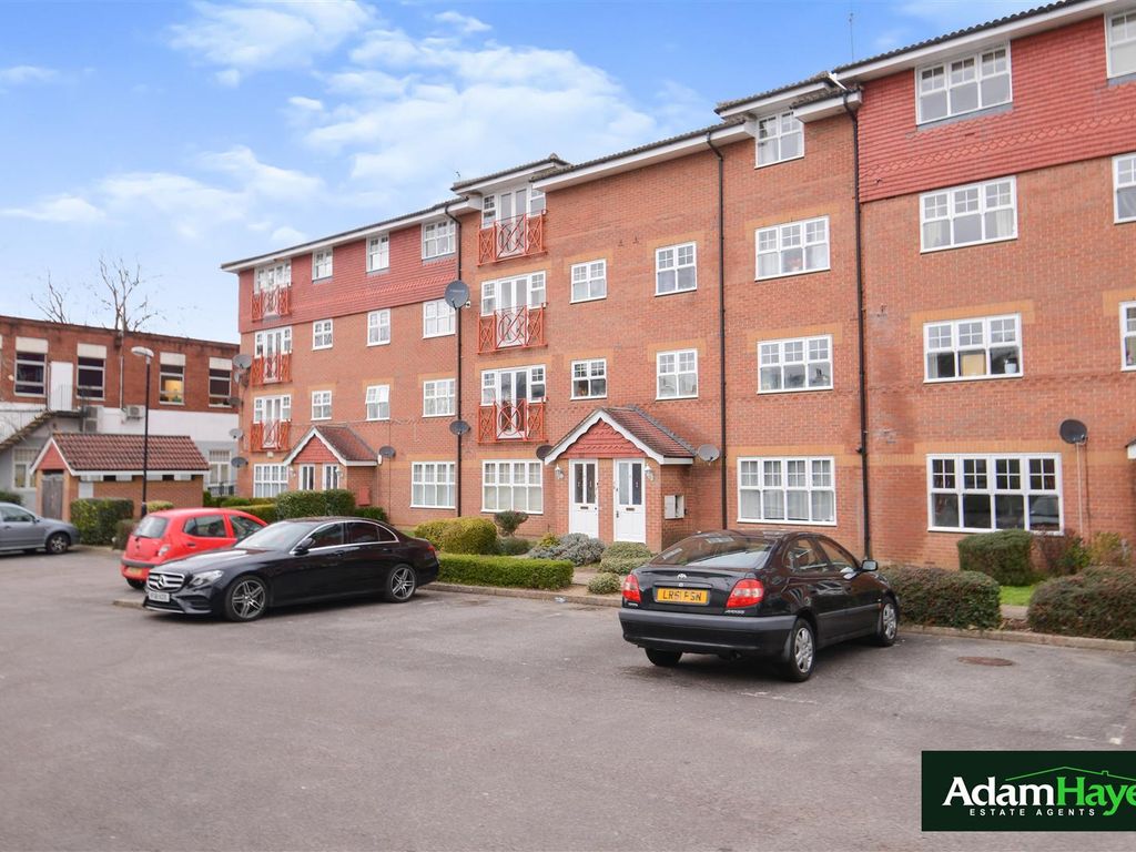 2 bed flat for sale in Woodside Lane, London N12 Zoopla