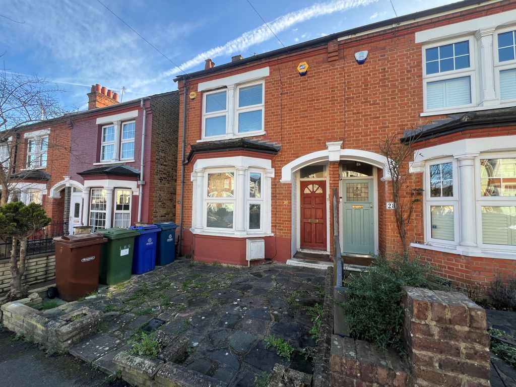 2 bed to rent in Kingsley Road, Pinner HA5, £1,800 pcm Zoopla