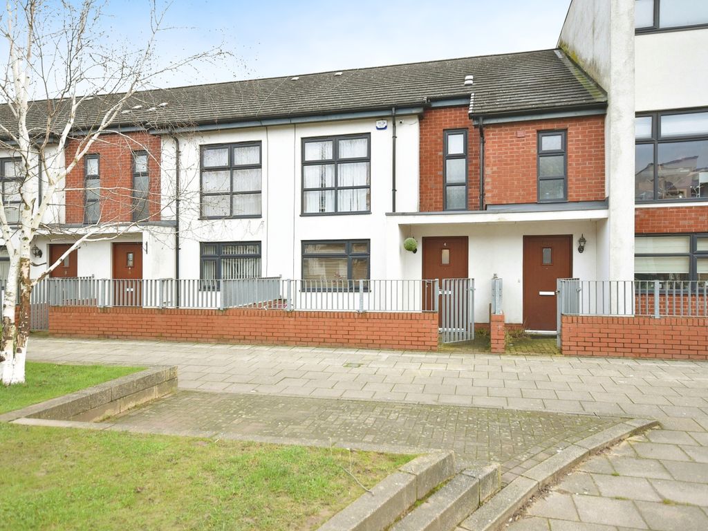 3 bed terraced house for sale in Carnival Place, Manchester, Greater Manchester M14, £290,000