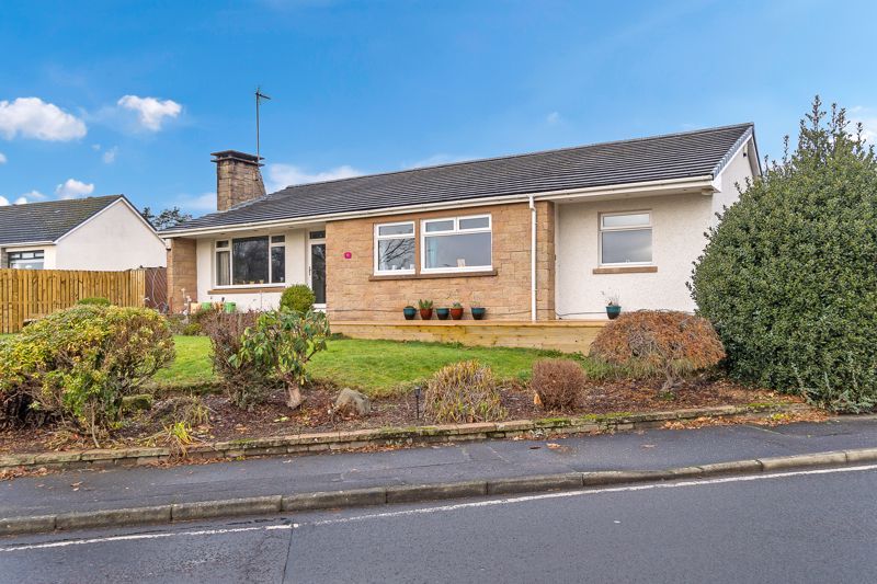 5 bed detached bungalow for sale in Holmhead Road, Cumnock KA18, £