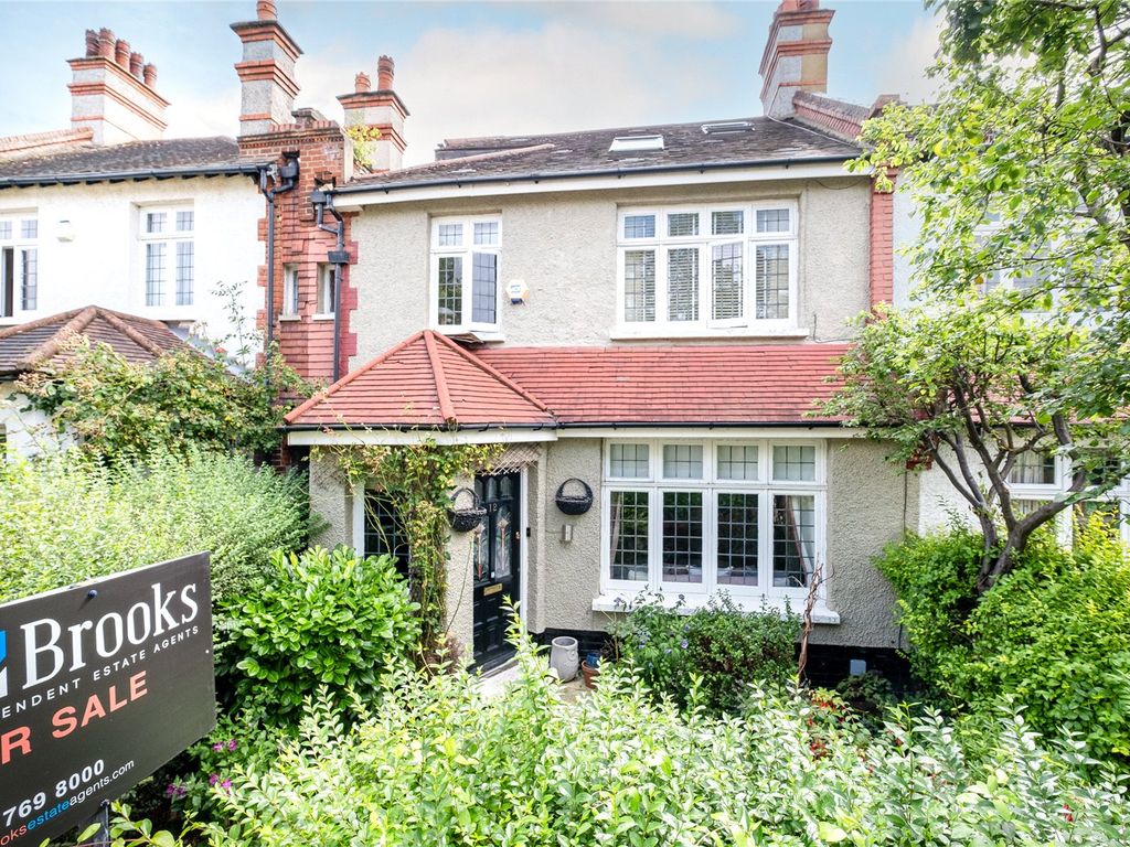 5 bed terraced house for sale in Strathbrook Road, Streatham, Lambeth