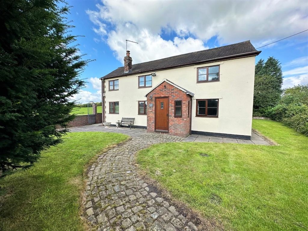 Detached house to rent in Park Lane, Audley, StokeOnTrent ST7, £1,750