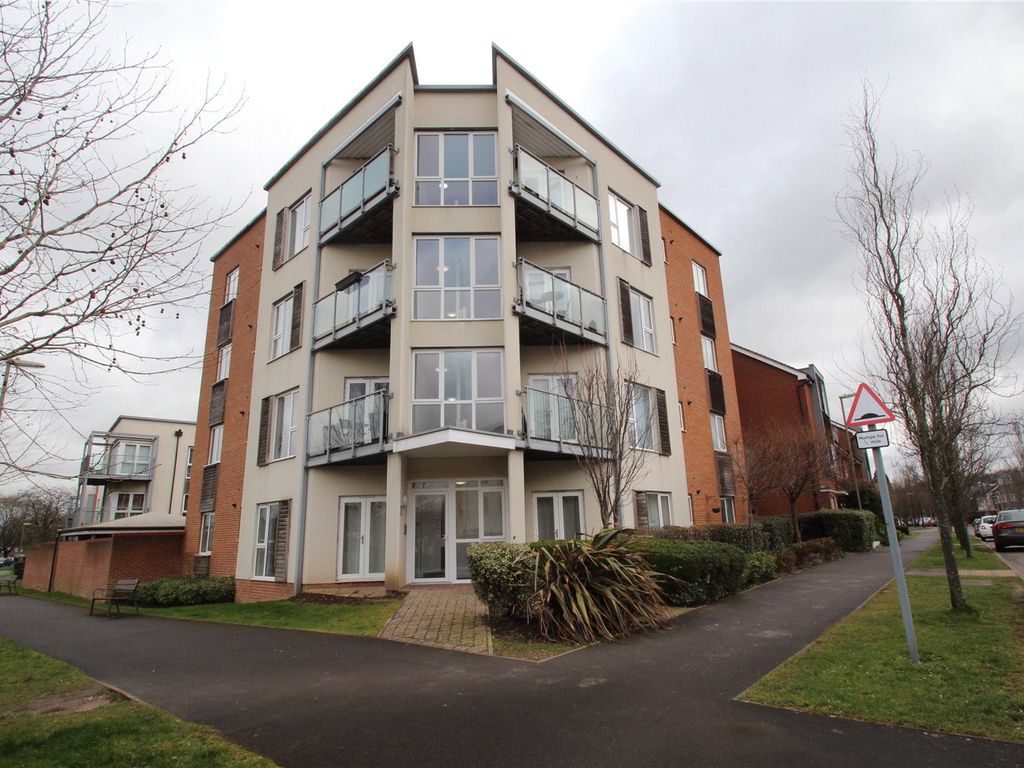 2 bed flat to rent in John Hunt Drive, Basingstoke, Hampshire RG24 Zoopla