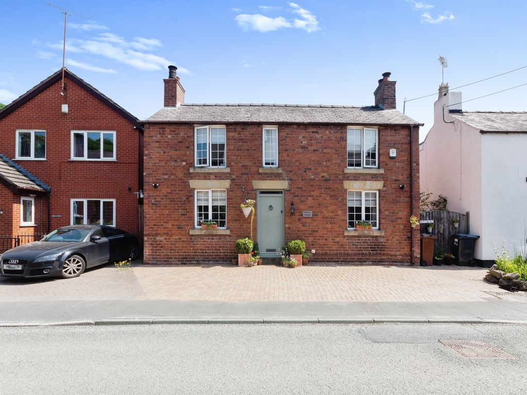 3 bed detached house for sale in High Street, Ffrith, Wrexham