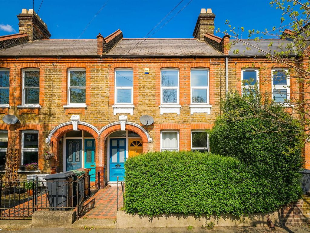2 bed flat to rent in Brettenham Road, London E17 Zoopla