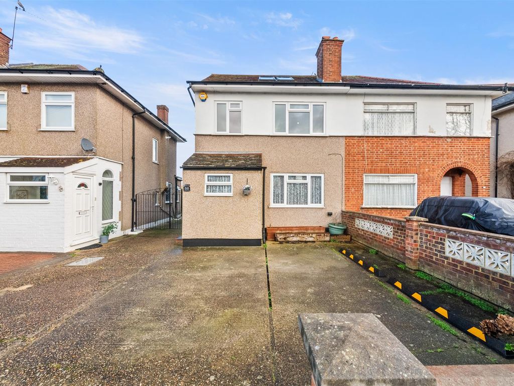 4 bed semidetached house for sale in Grosvenor Avenue, Hayes UB4, £