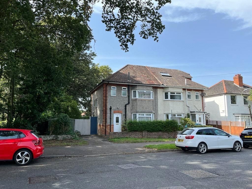 3 bed end terrace house for sale in Bradpole Road, Strouden Park