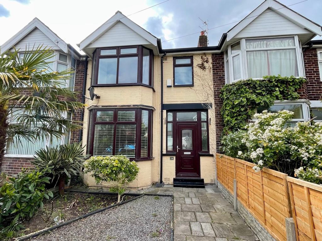 3 bed terraced house for sale in Ferndale Avenue, Blackpool FY4 Zoopla