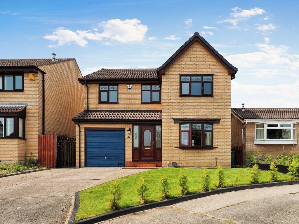4 bed detached house for sale in Hopewell Way, Crigglestone, Wakefield