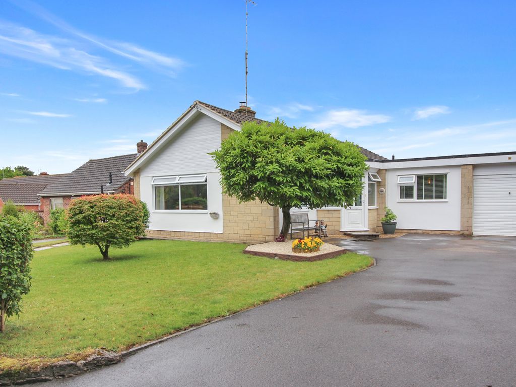 4 bed detached bungalow for sale in The Butts, Bratton, Westbury BA13