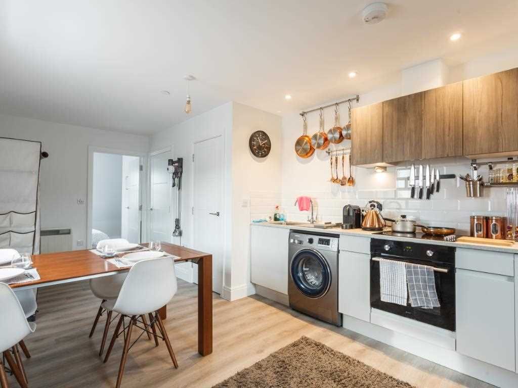 Albert Road Bournemouth Bournemouth BH1