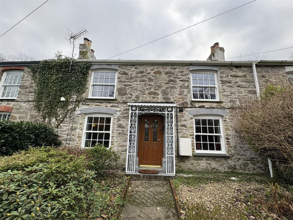 3 bed terraced house to rent in Glenside, Perranarworthal, Truro TR3, £