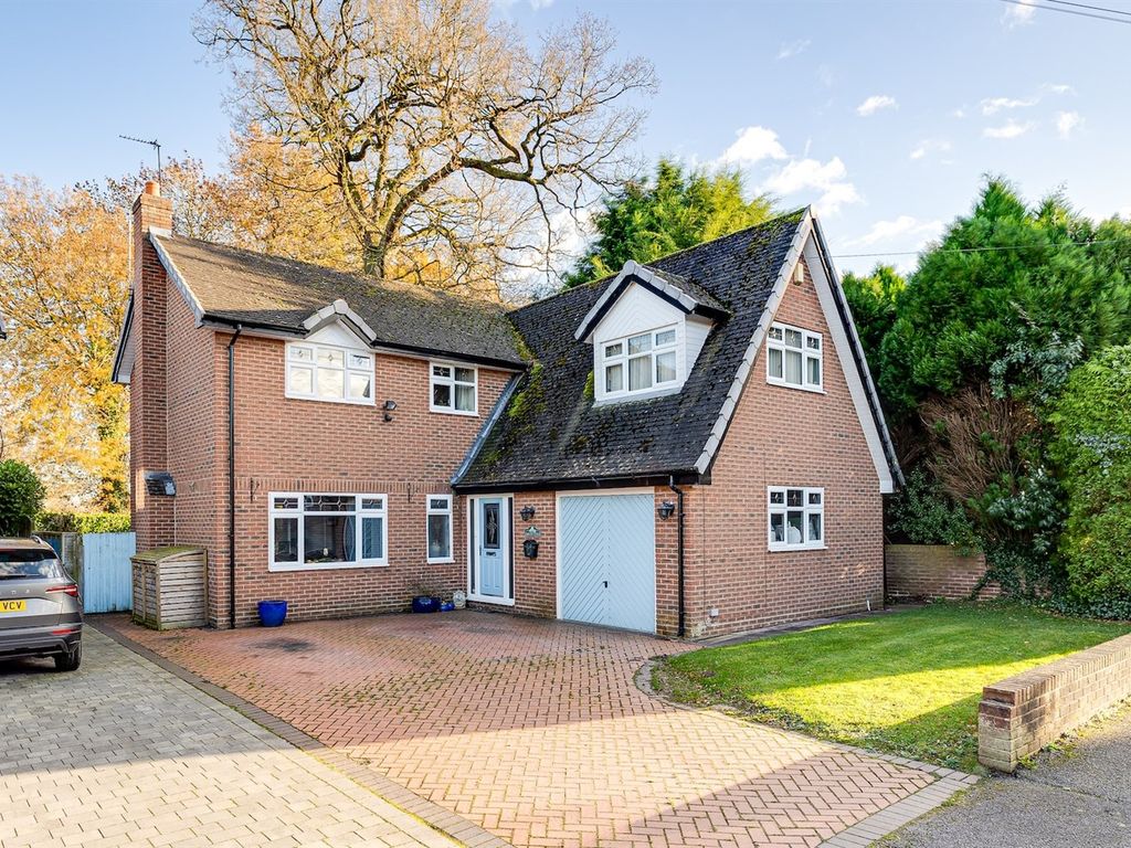 4 bed detached house for sale in Old Chester Road, Barbridge, Nantwich