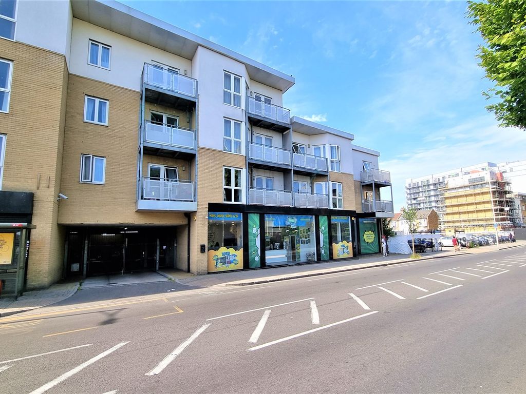 1 bed flat to rent in High Road, Ilford IG1 Zoopla