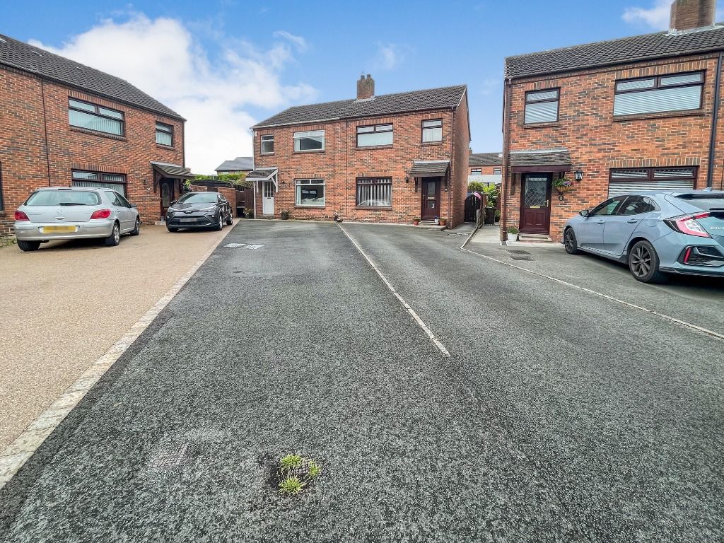 3 bed semidetached house to rent in Edgewater, Lisburn BT27 Zoopla