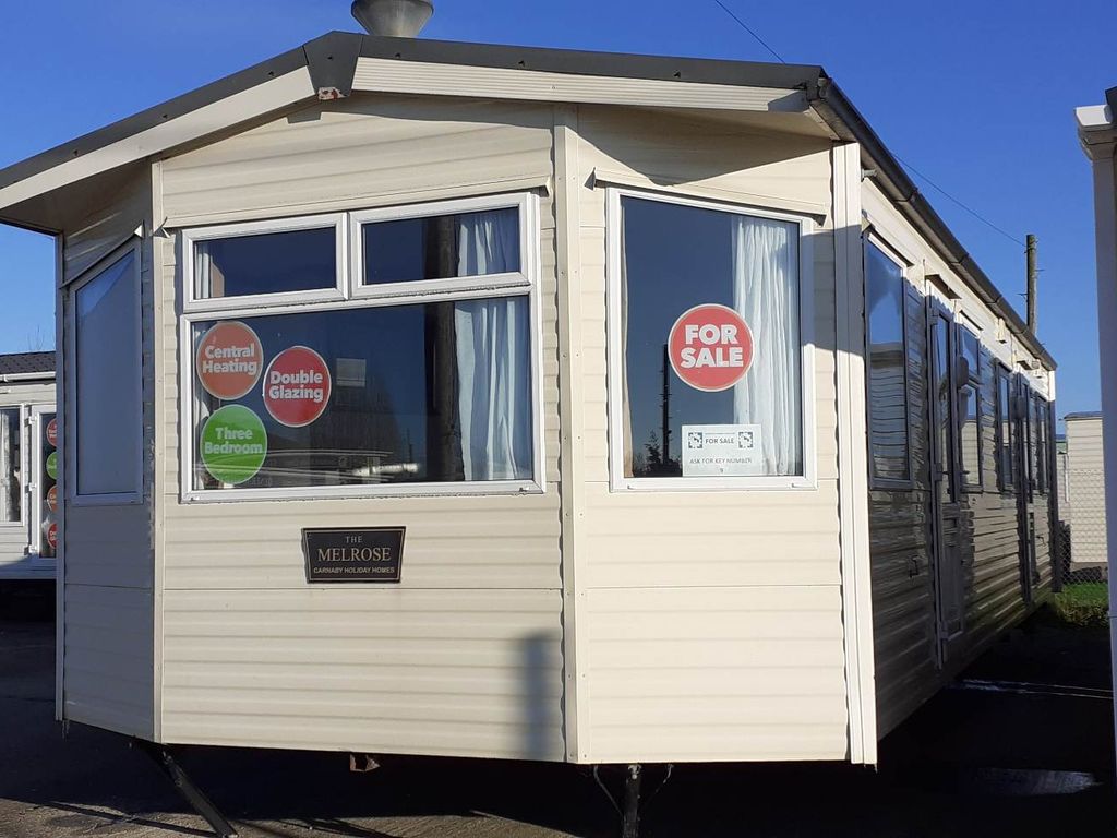 3 bed property for sale in Fourth Avenue, Eastchurch, Sheerness ME12