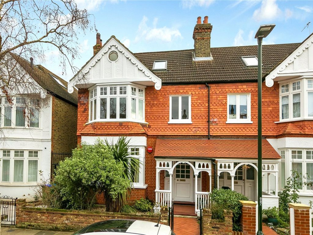 5 bed semidetached house for sale in Burlington Avenue, Kew, Surrey