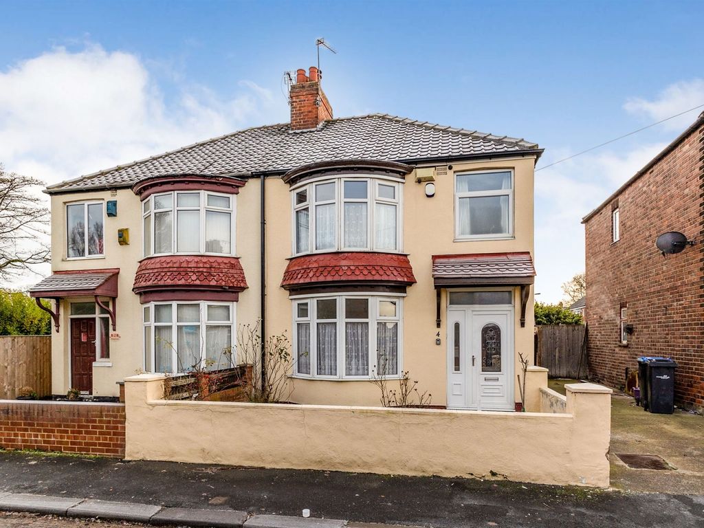3 bed semidetached house for sale in Bailey Grove, Middlesbrough TS3