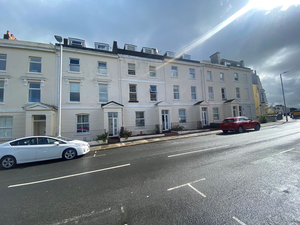2 bed flat to rent in 35/37 Citadel Road, The Hoe, Plymouth PL1, £1,000