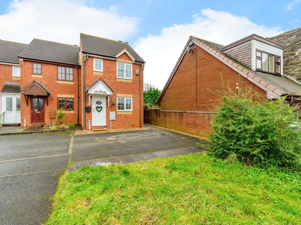 2 bed end terrace house for sale in Hay Grove, Brownhills, Walsall
