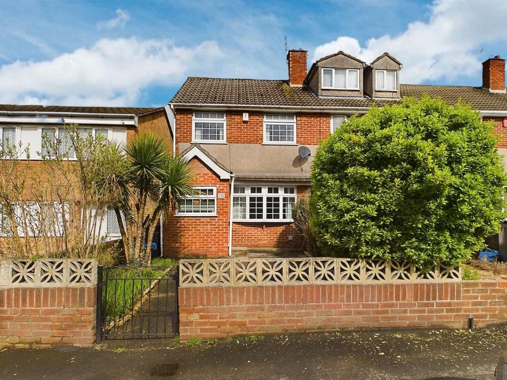 2 bed end terrace house for sale in Pilemarsh, Redfield, Bristol BS5
